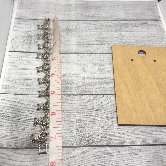 Retro  teddy bear metal chain linked bracelet - Picture 3 of 5